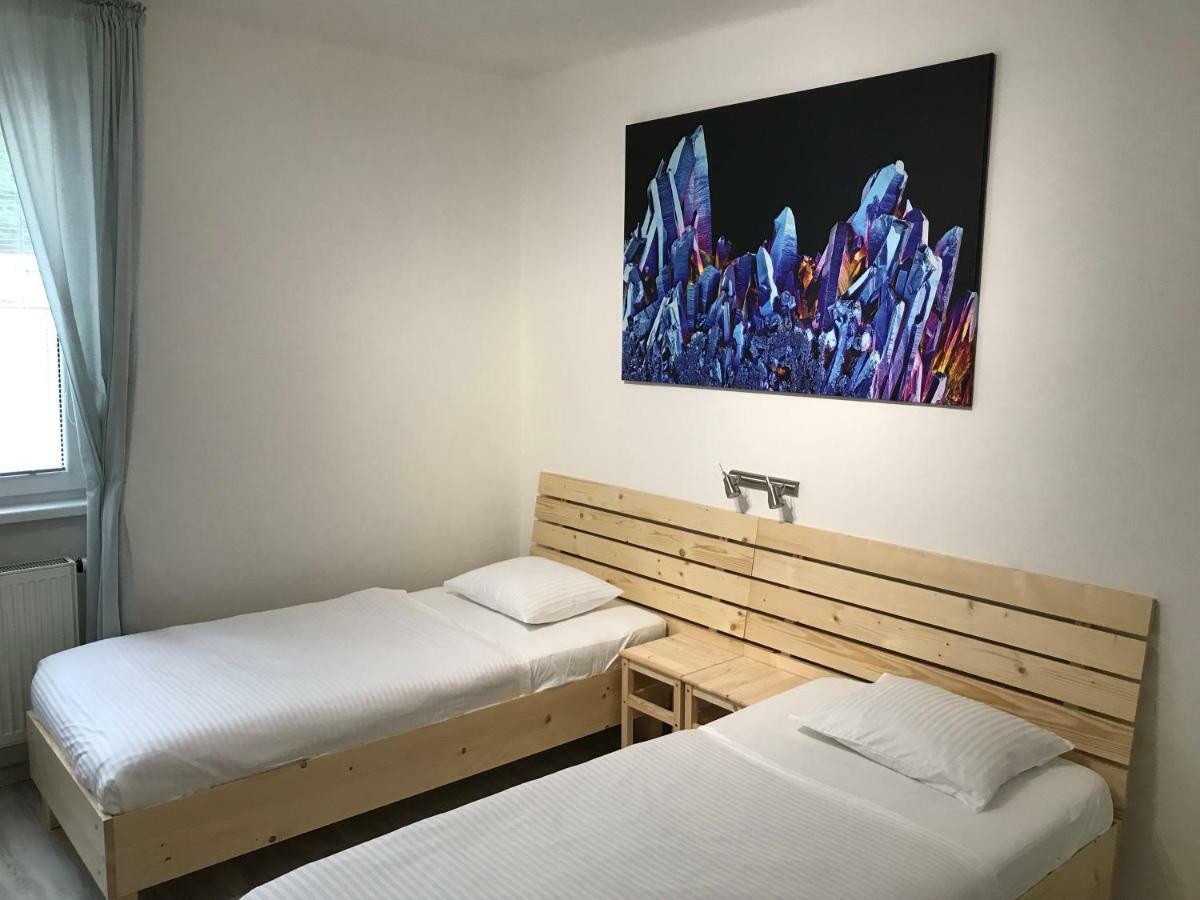 Apartman Hodrusa-Hamre Exterior photo