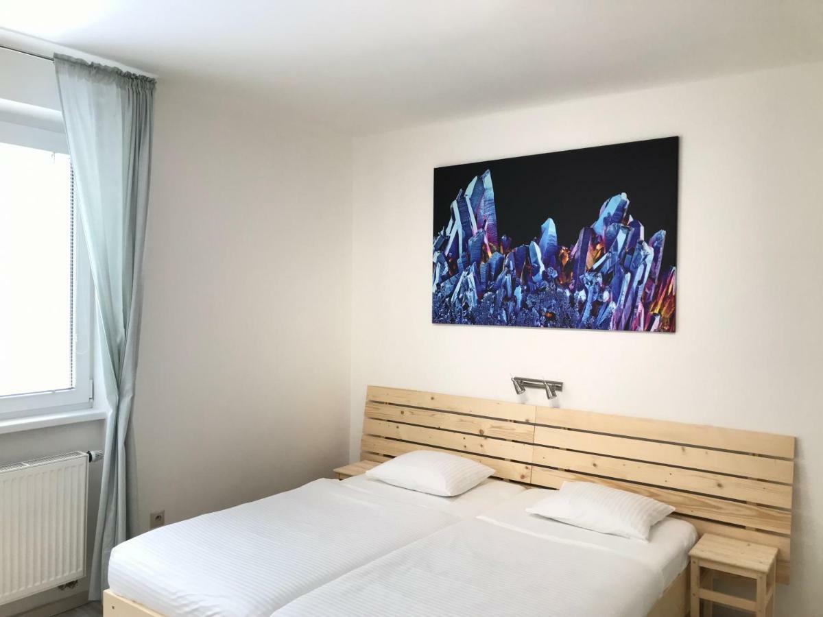 Apartman Hodrusa-Hamre Exterior photo