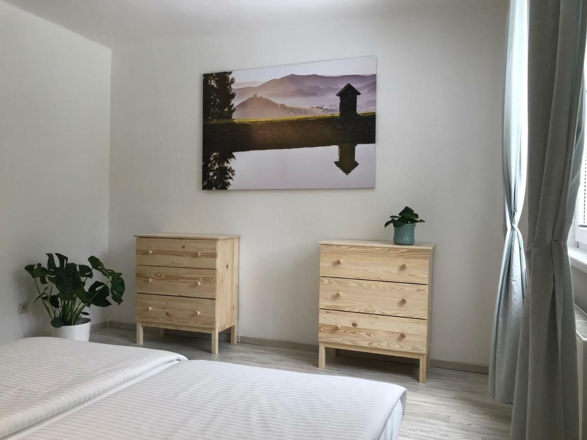Apartman Hodrusa-Hamre Exterior photo